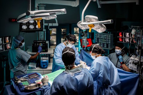 Johnson & Johnson and Abu Dhabi Launch Global Surgical AI Network to Accelerate AI Innovation in Surgery